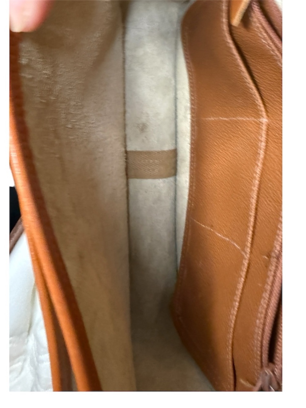 Vintage Dooney & Bourke R125 Bone British Tan All Weather Leather shoulder bag - Picture 7 of 13